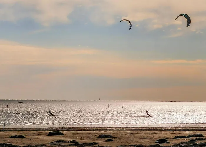 2 Bedroom Cozy In شقة *