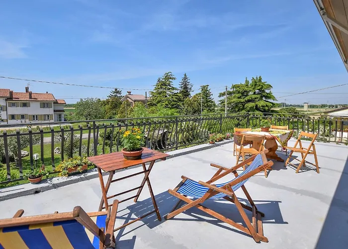 2 Bedroom Cozy In شقة