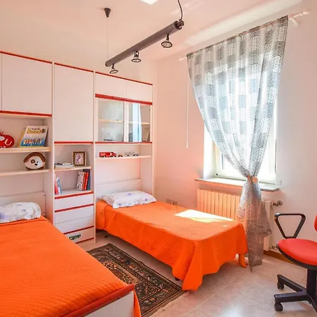 2 Bedroom Cozy In Grado
