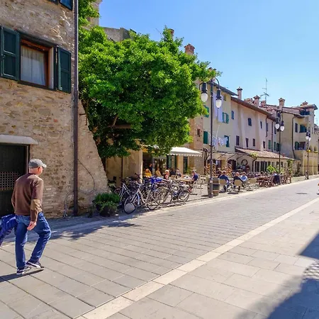 Apartment 2 Bedroom Cozy In Grado